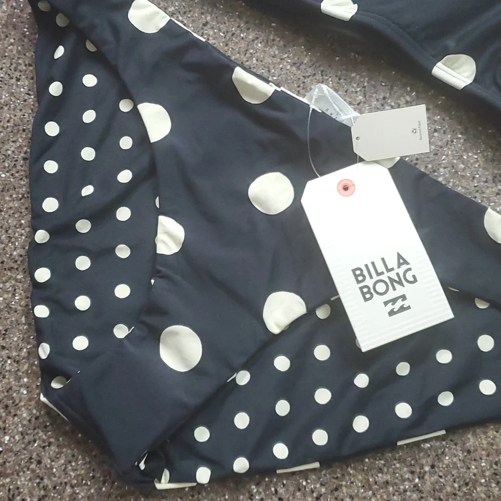 Billabong reversible bikini - Picture 2 of 3